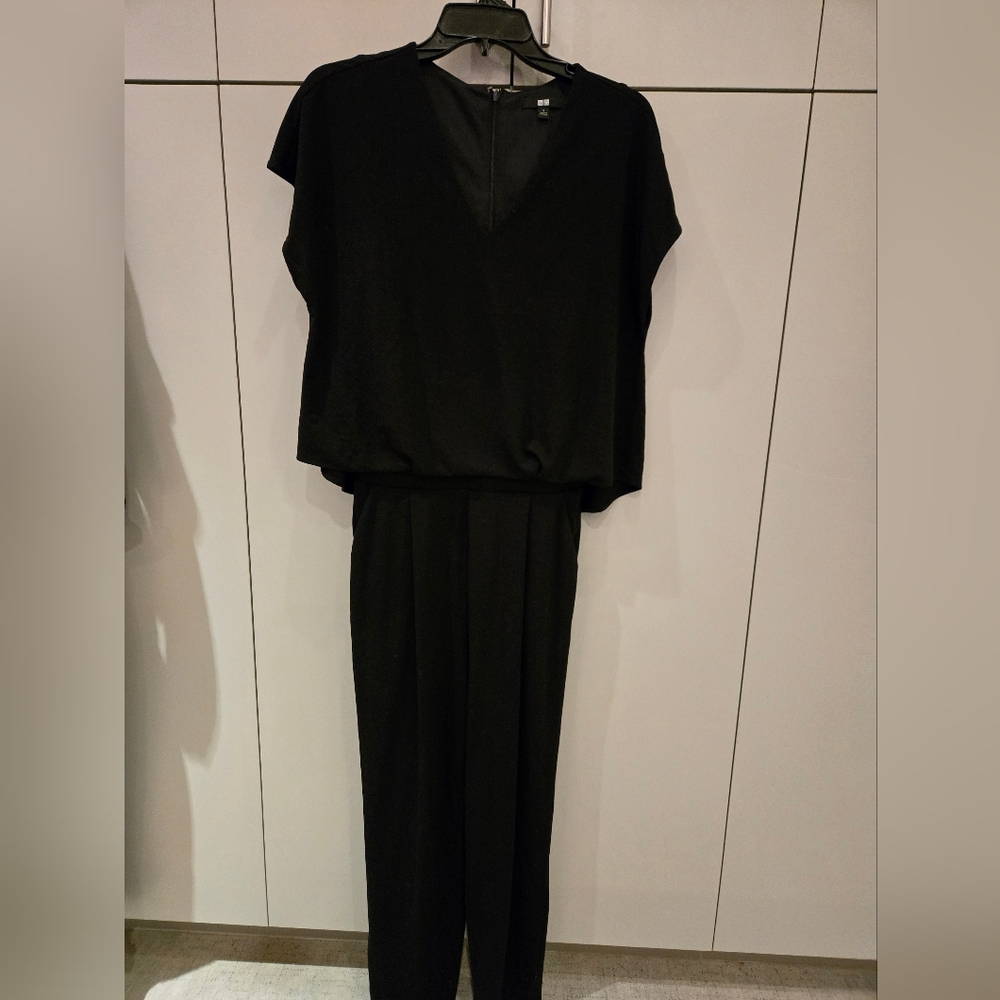 Uniqlo Elegant Black Jumpsuit